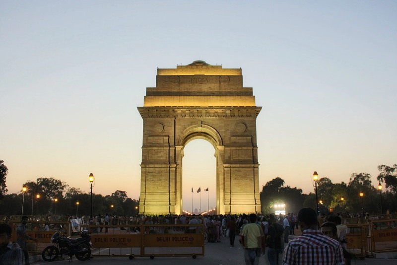 India Gate of New Delhi - plan a family vacation to India