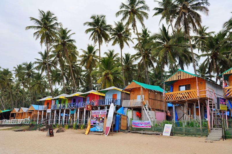 colourful houses of Goa - beach destination in India