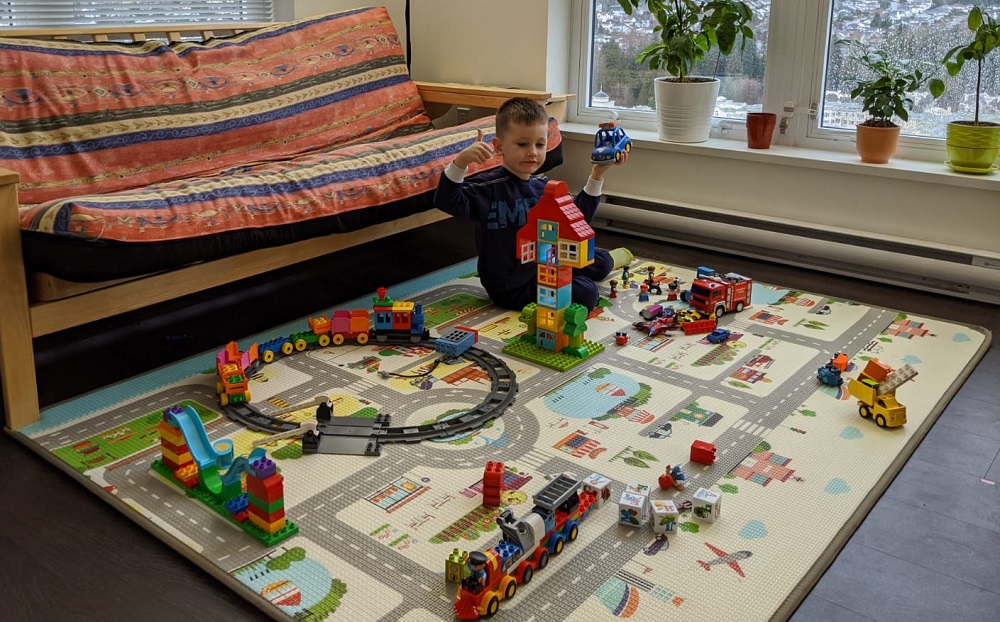 things to do with kids at home - legos and trains 