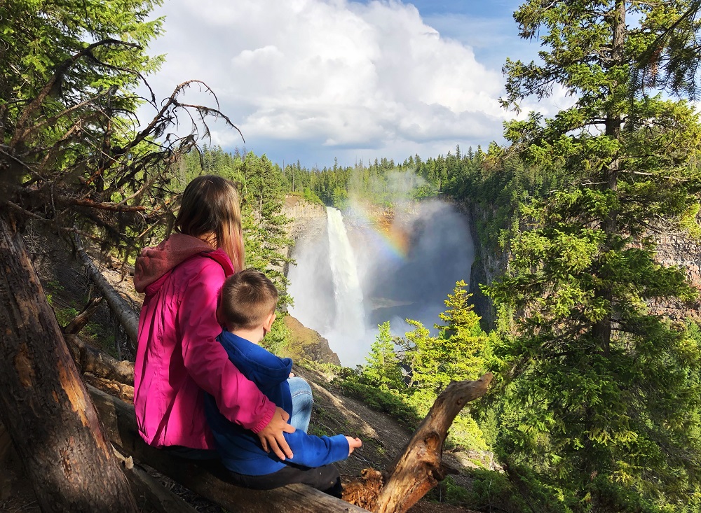 mother and child looking at Helmcken Falls at Wells Gray Park - Kamloops road-trip