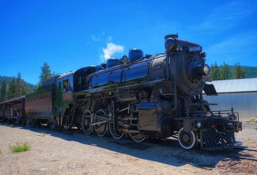 Kettle Valley railway outdoor attraction to visit with kids in BC
